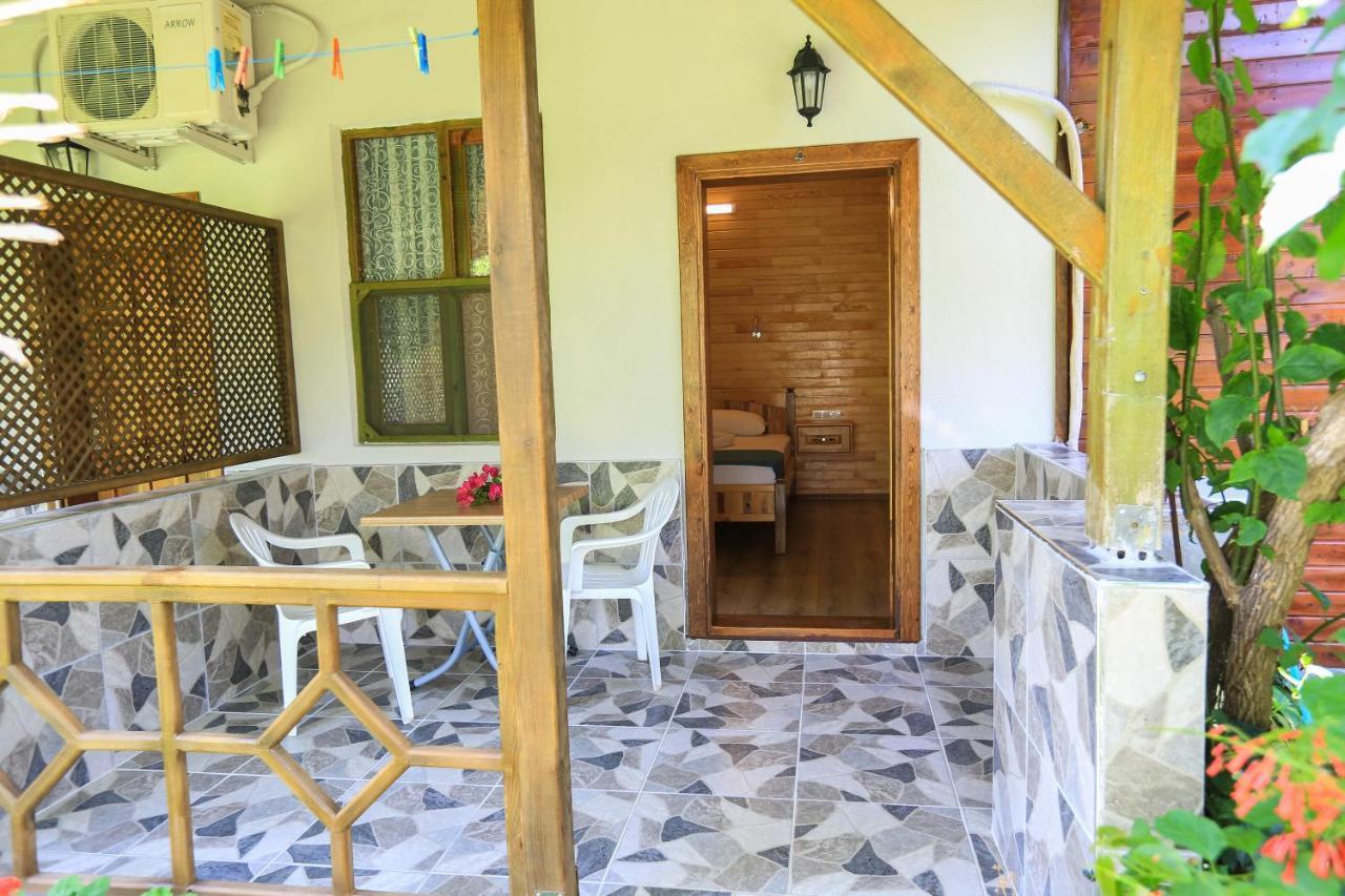 Tunays Pansiyon Acomodação com café da manhã Çıralı Exterior foto